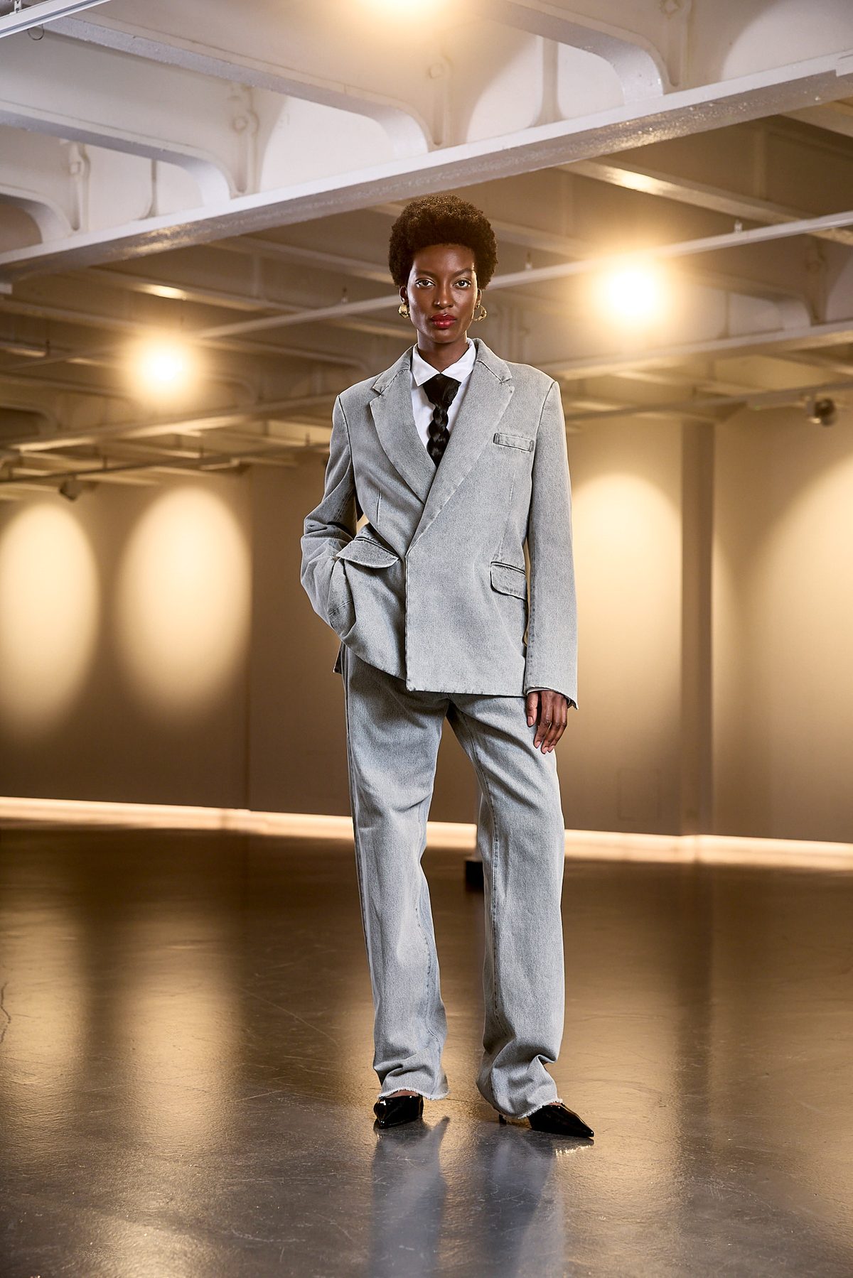 AYA DESIGN FW26 — Look 17